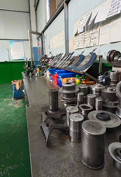 建筑垃圾粉碎機(jī)-沖擊破移動(dòng)破碎站